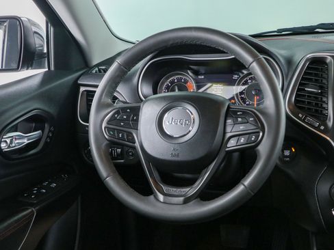 Used 2022 Jeep Cherokee Trailhawk w/ Premium Leather Package AWD/4WD image 12