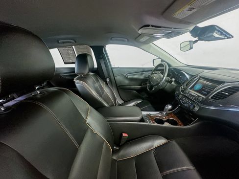 Used 2015 Chevrolet Impala LTZ FWD image 29
