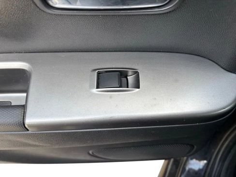 Used 2022 Mitsubishi Outlander Sport SE AWD/4WD image 23