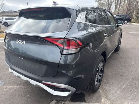 Used 2025 Kia Sportage EX image 10