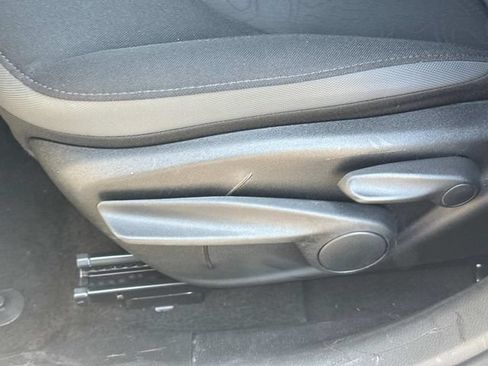 Used 2023 Jeep Renegade Trailhawk AWD/4WD image 27
