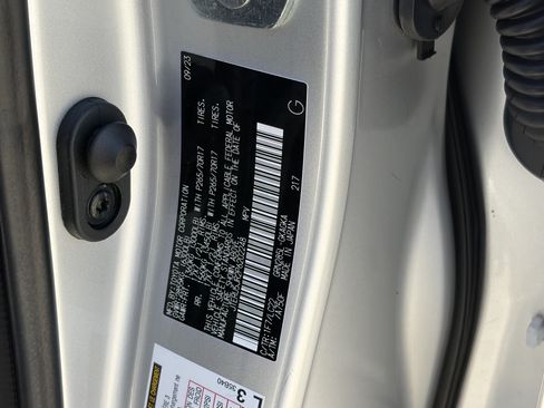 Certified 2023 Toyota 4Runner TRD Off-Road Premium w/ Off Road Premium Plus Package AWD/4WD image 32