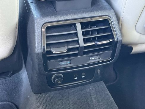 Used 2022 Audi Q3 2.0T Premium w/ Convenience Package image 14