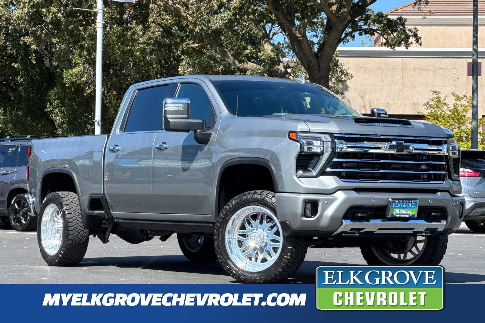 Used 2024 Chevrolet Silverado 2500 LTZ w/ LTZ Convenience Package AWD/4WD image 1