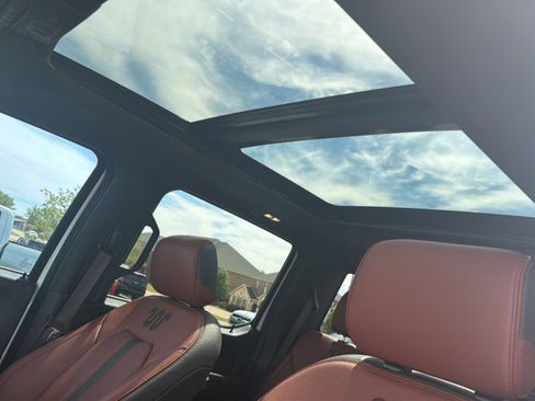 Used 2020 Ford F250 King Ranch w/ King Ranch Ultimate Package image 18