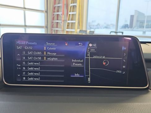 Used 2018 Lexus RX 350 AWD image 22