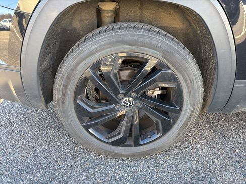 Used 2022 Volkswagen Atlas SE image 49