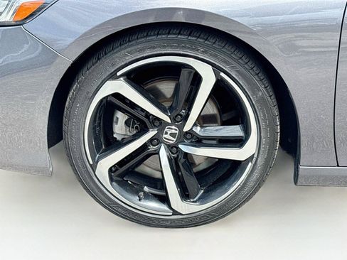 Certified 2018 Honda Accord Sport image 32