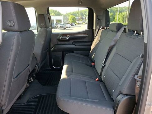 Used 2025 Chevrolet Silverado 1500 LT AWD/4WD image 10