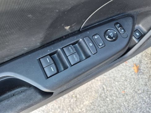 Used 2016 Honda Civic LX image 11