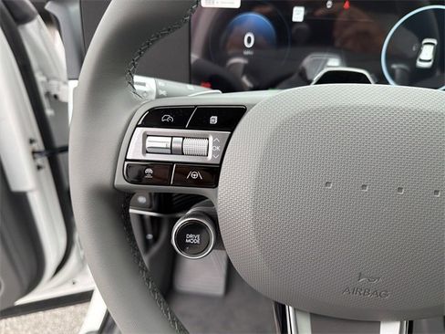 New 2026 Hyundai Ioniq 5 SE image 25