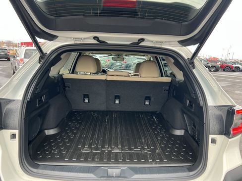 Certified 2025 Subaru Outback Limited image 27