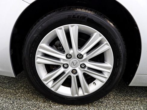 Used 2013 Lexus ES 350 w/ Premium Pkg FWD image 19