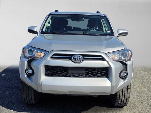 Used 2024 Toyota 4Runner SR5 AWD/4WD image 8