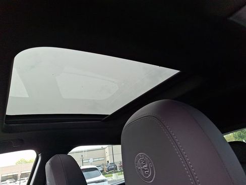 New 2026 Alfa Romeo Tonale w/ Quick Order Package 23H Volce AWD/4WD image 10