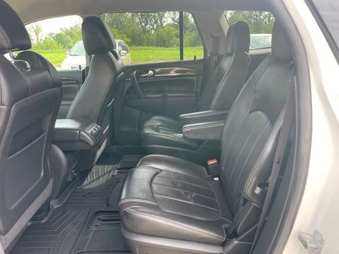 Used 2015 Buick Enclave Leather AWD/4WD image 28