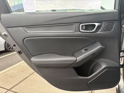 New 2025 Acura Integra image 13