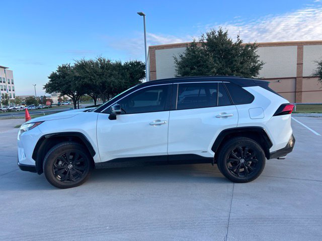 Used 2022 Toyota RAV4 XSE AWD/4WD image 8