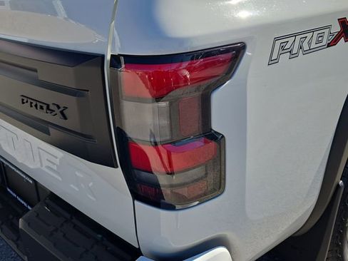 New 2026 Nissan Frontier Pro-X w/ Tow Package RWD image 11