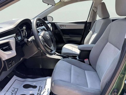 Used 2014 Toyota Corolla LE FWD image 9