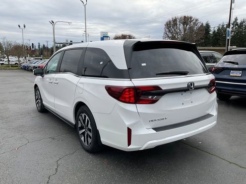 Used 2025 Honda Odyssey EX-L image 6