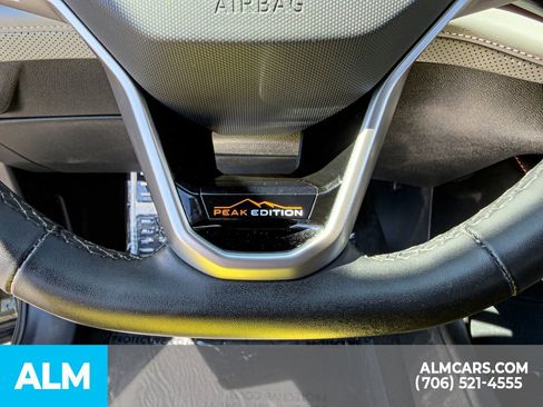 Used 2024 Volkswagen Atlas Peak Edition SE image 40