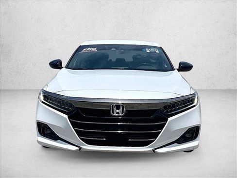 Used 2022 Honda Accord Sport image 3