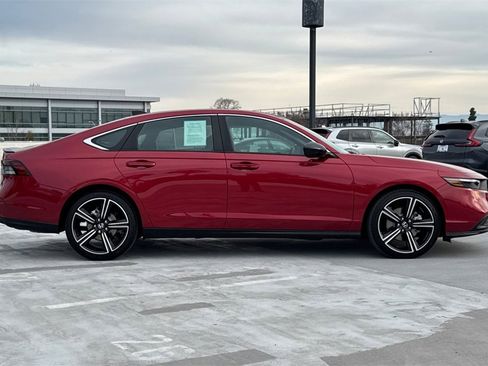 Certified 2025 Honda Accord Sport image 2