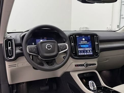 New 2026 Volvo XC40 B5 Plus w/ Protection Package Premier image 23