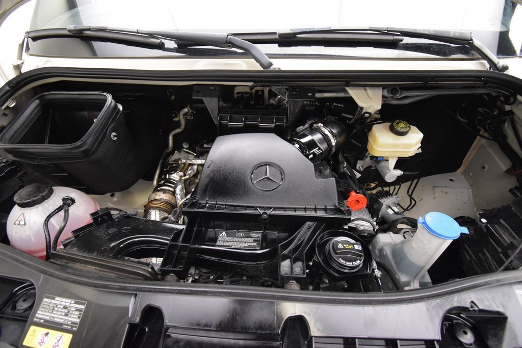 Used 2024 Mercedes-Benz Sprinter 2500 image 21