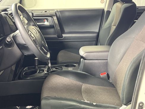 Used 2024 Toyota 4Runner TRD Off-Road image 13