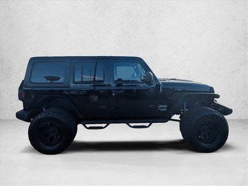Used 2018 Jeep Wrangler Unlimited Sport S AWD/4WD image 4