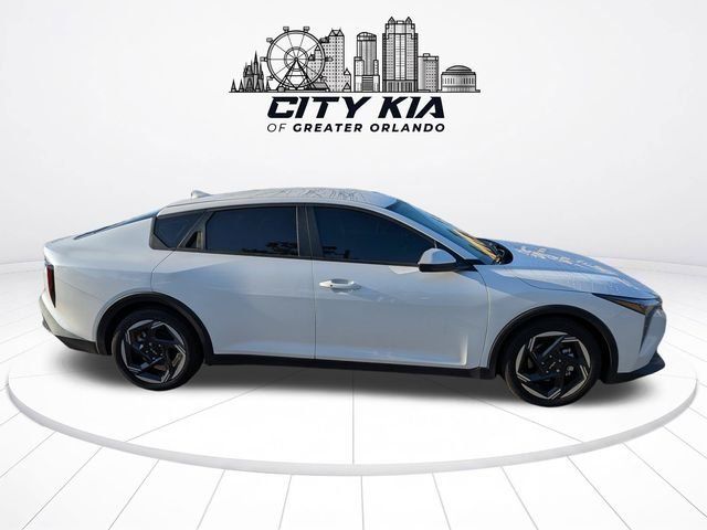 New 2026 Kia K4 EX FWD image 7