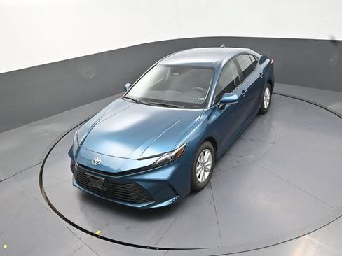 Certified 2025 Toyota Camry LE FWD image 24