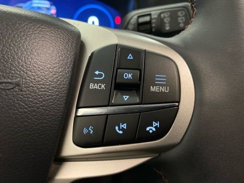 New 2026 Ford Explorer Active w/ Active Comfort Package image 21