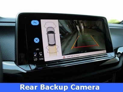 New 2025 Volkswagen Atlas Cross Sport SEL