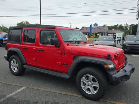 Used 2022 Jeep Wrangler Unlimited Sport AWD/4WD image 4