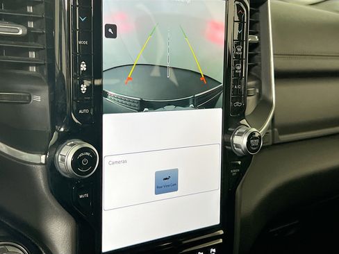 Used 2023 RAM 1500 Laramie image 14