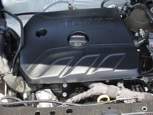 Used 2025 Buick Encore GX Preferred AWD/4WD image 24