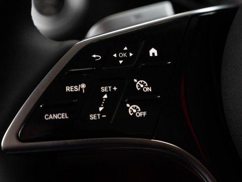 New 2026 Mercedes-Benz E 450 4MATIC Sedan image 21