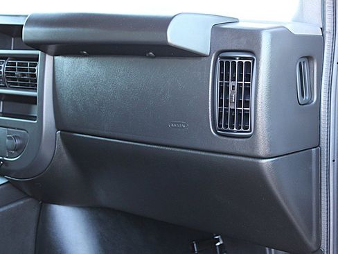 Used 2025 Chevrolet Express 2500 Extended w/ Communications Package image 33