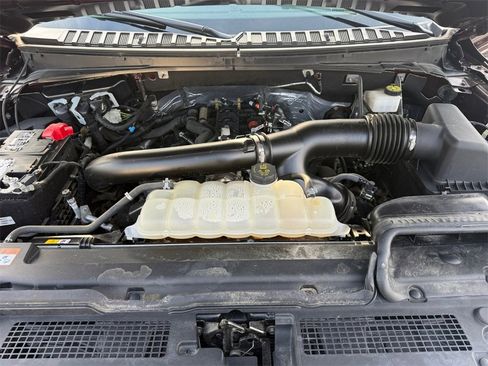 Used 2024 Ford Expedition Limited image 23