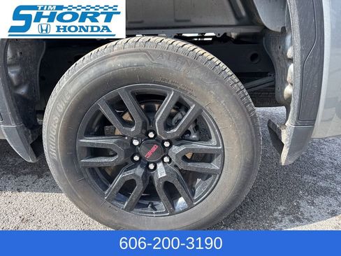 Used 2024 GMC Sierra 1500 Elevation image 10