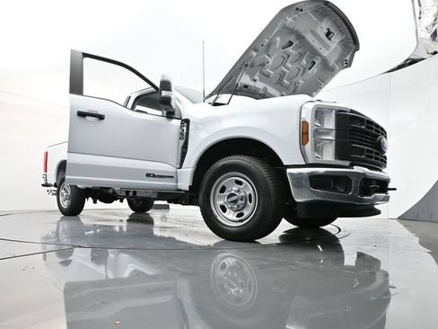 Used 2026 Ford F350 XL w/ XL Chrome Package RWD image 34