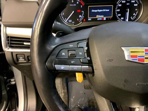 Used 2023 Cadillac XT4 Premium Luxury image 23