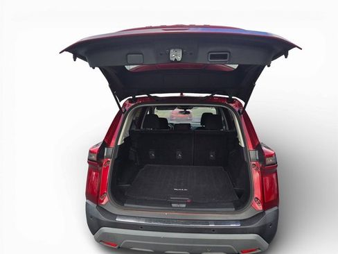 Used 2022 Nissan Rogue SV image 10