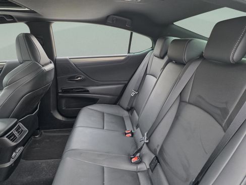 Certified 2024 Lexus ES 350 F Sport image 19