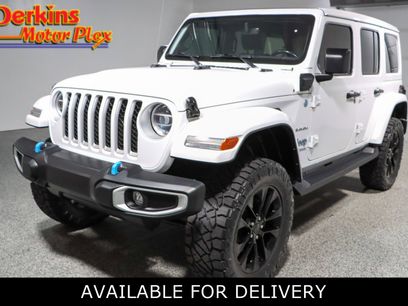 Used 2022 Jeep Wrangler Unlimited Sahara w/ Cold Weather Group