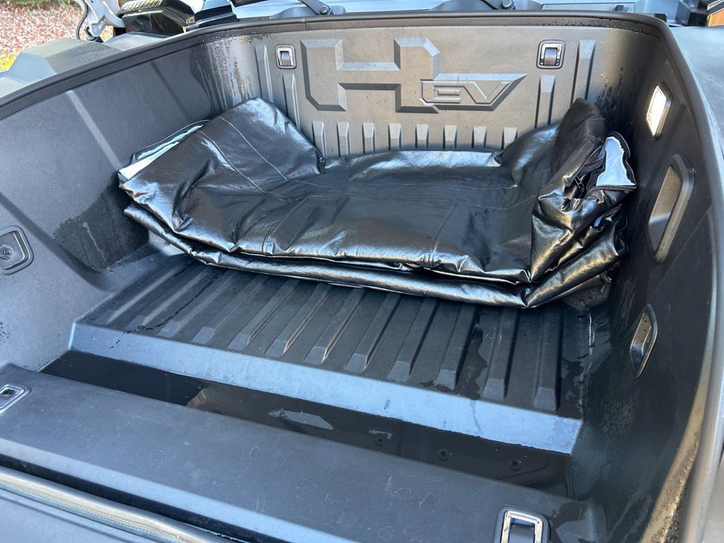 Used 2025 GMC Hummer EV 2X w/ LPO, Sport Package AWD/4WD image 41