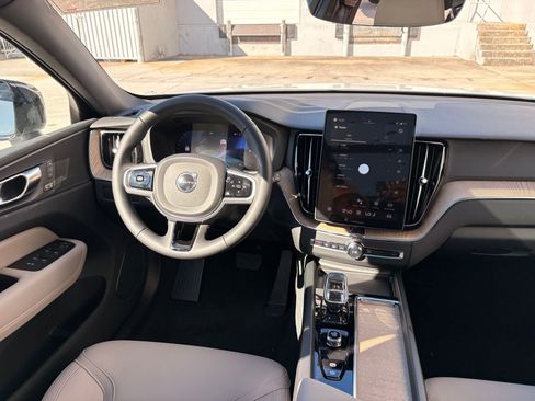 Used 2026 Volvo XC60 B5 Plus w/ Protection Package Premier image 22